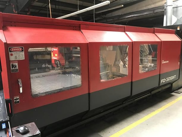 Amada #FO3015NT, CNC laser, 4000 watt, 5' x10' sheet, Fanuc 160iL, Torit dust collector, chiller, 2004 - Image 4