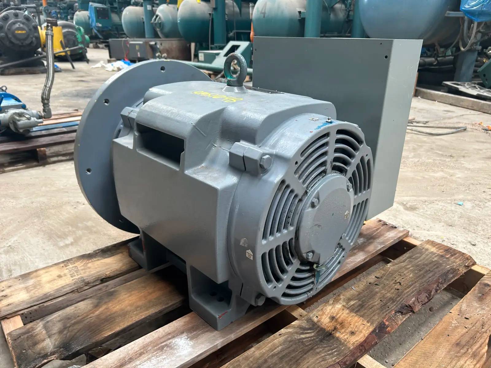 100 HP 3558 RPM WEG, Electric Motor, Frame 364/5TSC, 247 amps, 3PH, 208 Volts - Image 9