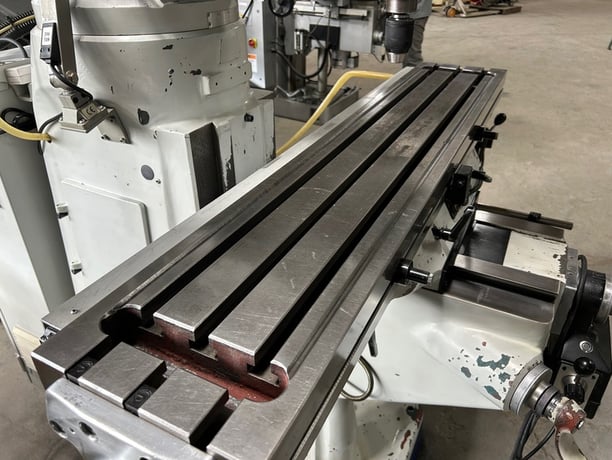 Milltronics #VMM3612, vertical mill, 9" x49" T-slotted table, 3 HP, electronic speed Control, 2005 - Image 4