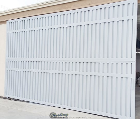 Medalith #YCL-2080, 24" x 8' metal barrier fen, b-deck roofing sheets & siding - Image 3