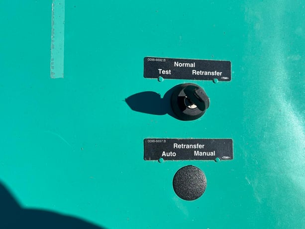 800 Amp. Onan, Cummins #OTD-3383515, automatic transfer switch, Nema 1, 480 Volts, 1999 - Image 7