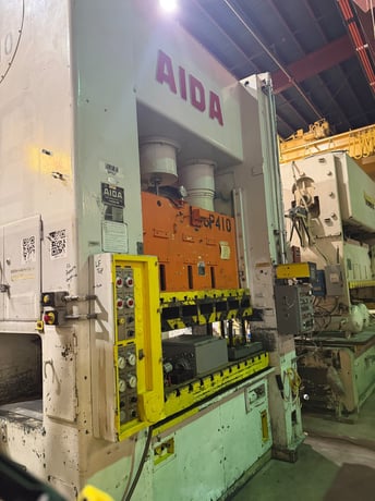 220 Ton, Aida #PD-20, 78.7" x 48", 11.8" Stroke, 24.4" Shut Height, 34 SPM - Image 3