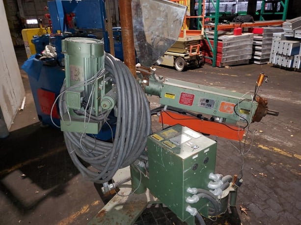 1.25" Davis Standard #DS-125, plastic extruder, 24:1 L/D, 15:1 G/B ratio, 5 HP DC motor, 1991 - Image 4