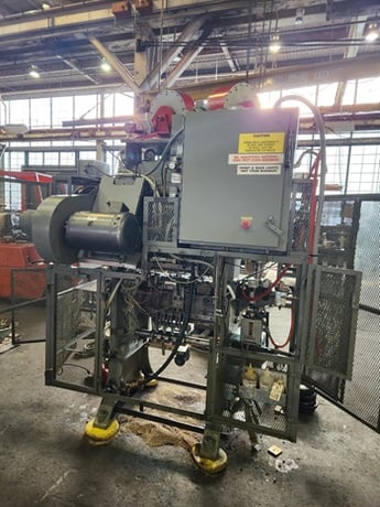 25 Ton, U.S. Baird #3-25, transfer press, 2" stroke, Relay Control package, Bijur lube pump, 5 HP - Image 2