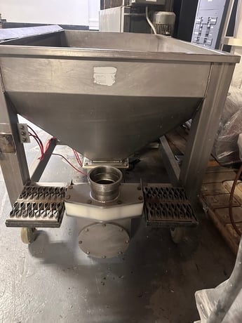 AMF 2000 Dough Pump W/ Control system - Image 3