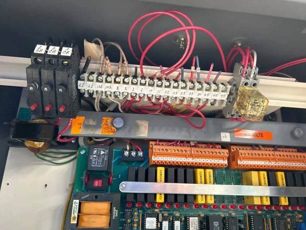 FES #Micro Master, Screw Compressor Micro Control Panel, 120 Volts, 1PH, 1994 - Image 10