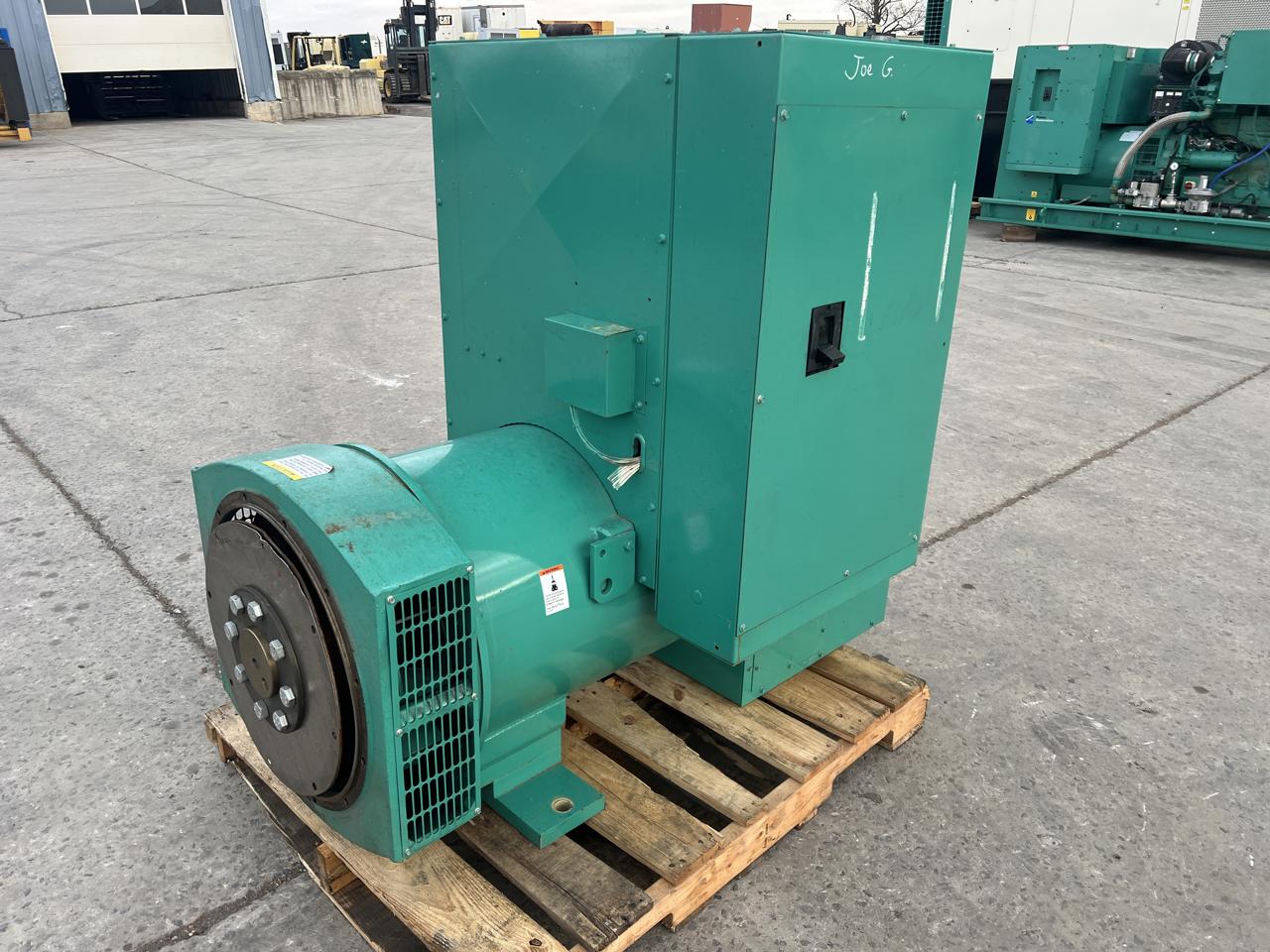 350 KW, Onan, Cummins #350DFCC-40176F, generator end with controller & breaker, 120/208 Volts, 649 hours, 1991 - Image 2