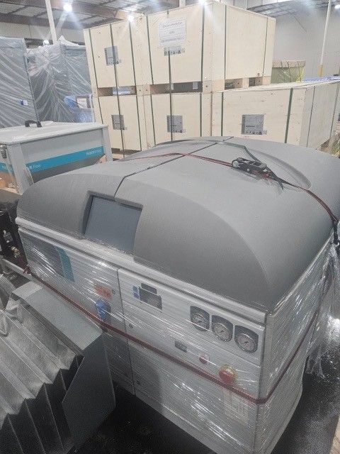 Flow #Mach-3-3020B, CNC waterjet, 100 HP, 94000 psi, CF900 hopper, 2018 - Image 6