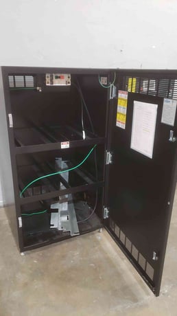 50.0 KVA Mitsubishi UP1133A-B503SU-2, uninterruptible power supplies W/ Battery Cabinet Diamond Series, 2014 - Image 5