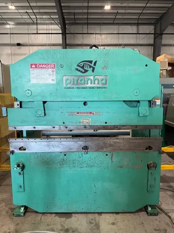 35 Ton, Piranha #3506, hydraulic press brake, 6' overall, 62" between housing, 4" stroke, 1-Axis CNC Back - Image 8