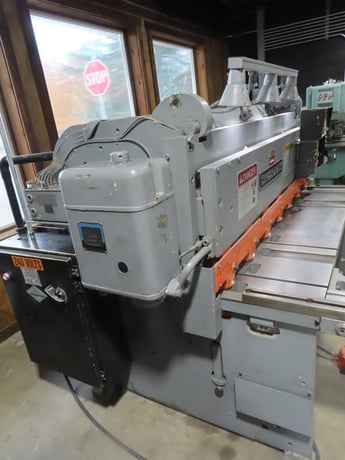 10 gauge x 6' Cincinnati #1006R, Power Squaring Shear, 75" Blade, 7 Hold Downs, 7.5 HP, 22-11 amps, 230/460 - Image 8