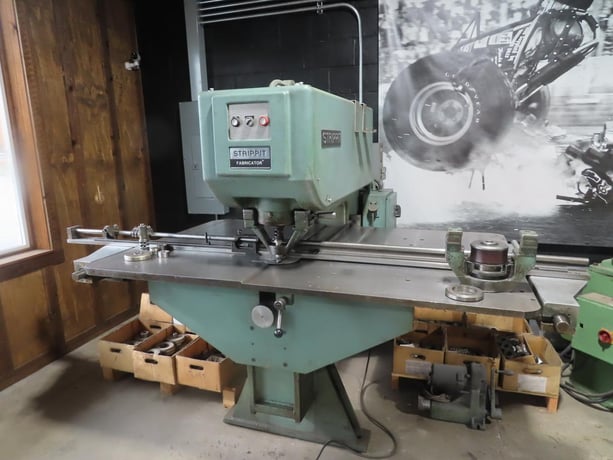 30 Ton, Strippit-Houdaille #30/30, Punch Machine, Single Station, 72" x 48" Table, 0.031"-3.5" hole capacity - Image 1