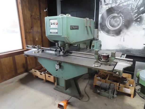 30 Ton, Strippit-Houdaille #30/30, Punch Machine, Single Station, 72" x 48" Table, 0.031"-3.5" hole capacity - Image 2
