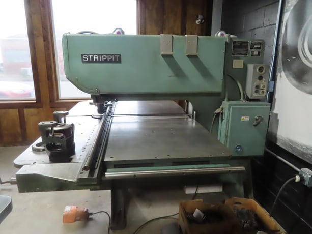 30 Ton, Strippit-Houdaille #30/30, Punch Machine, Single Station, 72" x 48" Table, 0.031"-3.5" hole capacity - Image 4