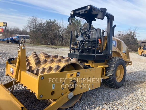 Caterpillar CP44B, Compactor, 311 hours, S/N: GNB00378, 2023 - Image 1