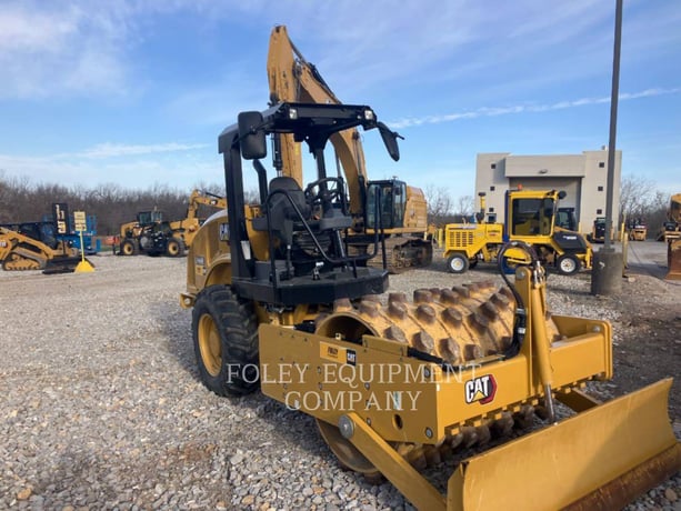 Caterpillar CP44B, Compactor, 311 hours, S/N: GNB00378, 2023 - Image 2