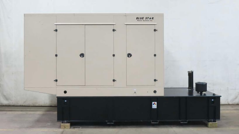 250 KW Blue Star Power Systems #JD250-02, diesel generator set, 120/208 Volts, 422 HP @ 1800 RPM, John Deere - Image 1