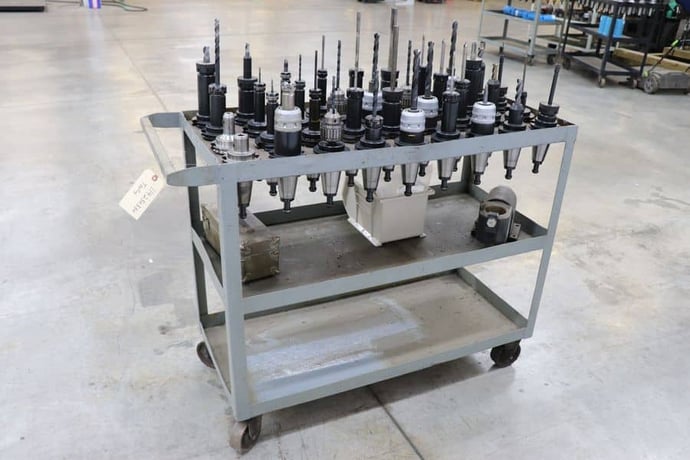 Caterpillar 50 assorted tool holders in cart (36 available) - Image 6