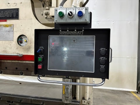 175 Ton, Cincinnati #175FMIIx6', hydraulic press brake, 6' overall - Image 2