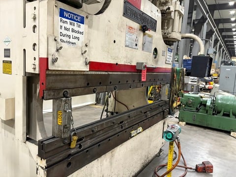 175 Ton, Cincinnati #175FMIIx6', hydraulic press brake, 6' overall - Image 6