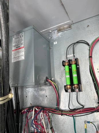 Schneider Electric, automatic transfer switch Solid State Screw Compressor Motor Starter, 400 HP, 460 Volts - Image 10