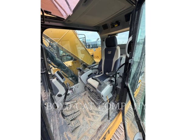 Caterpillar 325FLCR, Crawler Excavator, 5294 hours, S/N: NDJ20402, 2018 - Image 7
