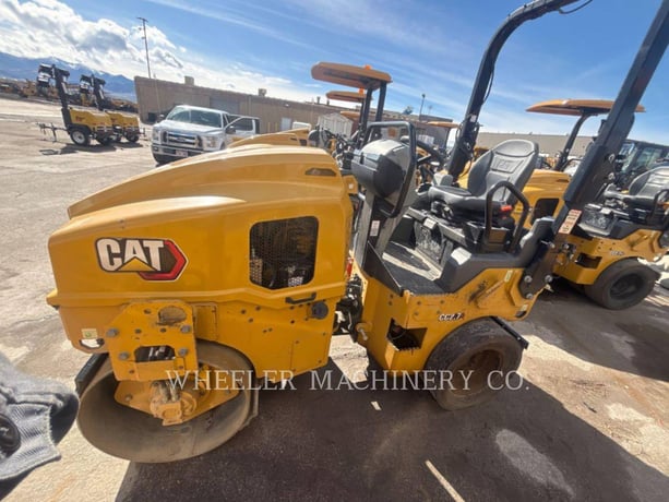 Cat CC2.7, Backhoe Loader, 837 hours, S/N: 64500106, 2021 - Image 1