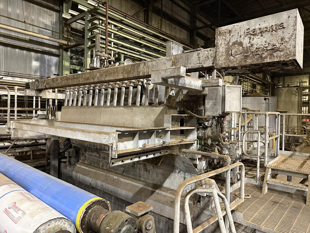 Voith #Fourdrinier (GBM) paper machine, 72" dia dryers, dual shoe press, 2002, available in sections - Image 3