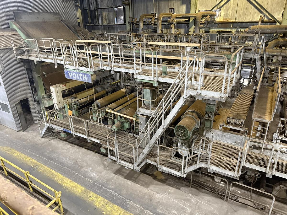 Voith #Fourdrinier (GBM) paper machine, 72" dia dryers, dual shoe press, 2002, available in sections - Image 7