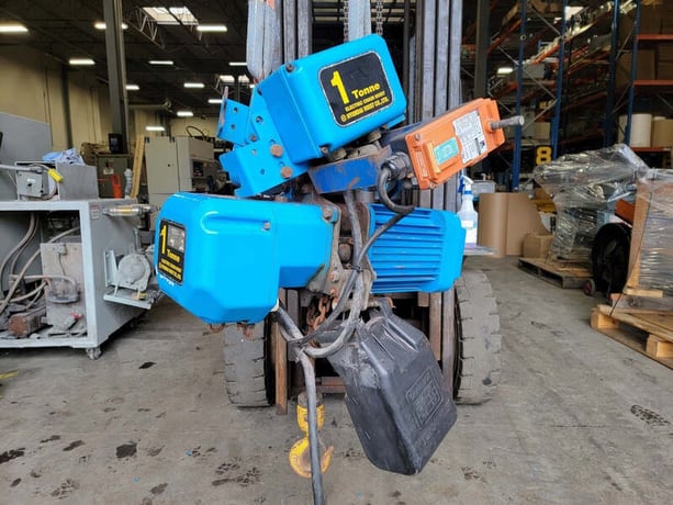 1 Ton, Hyundai #HT-D100, Electric Chain Hoist w/Motor-Driven Trolley, dual speed, 13.1' lift, 21.3/10.6 FPM - Image 1