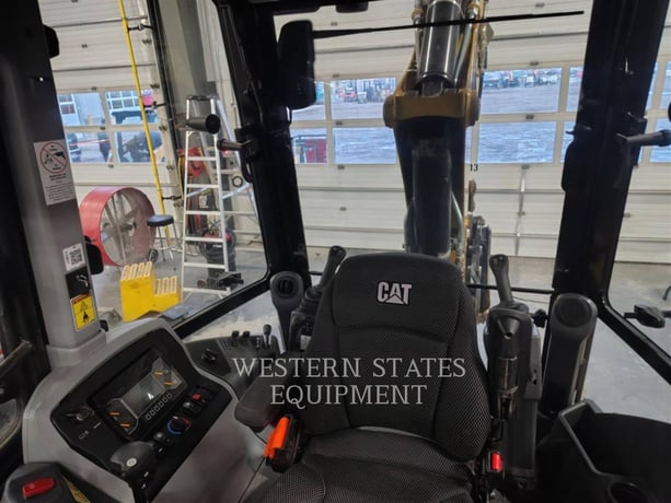 Cat 420, Backhoe Loader, 159 hours, S/N: H8T04752, 2024 - Image 5