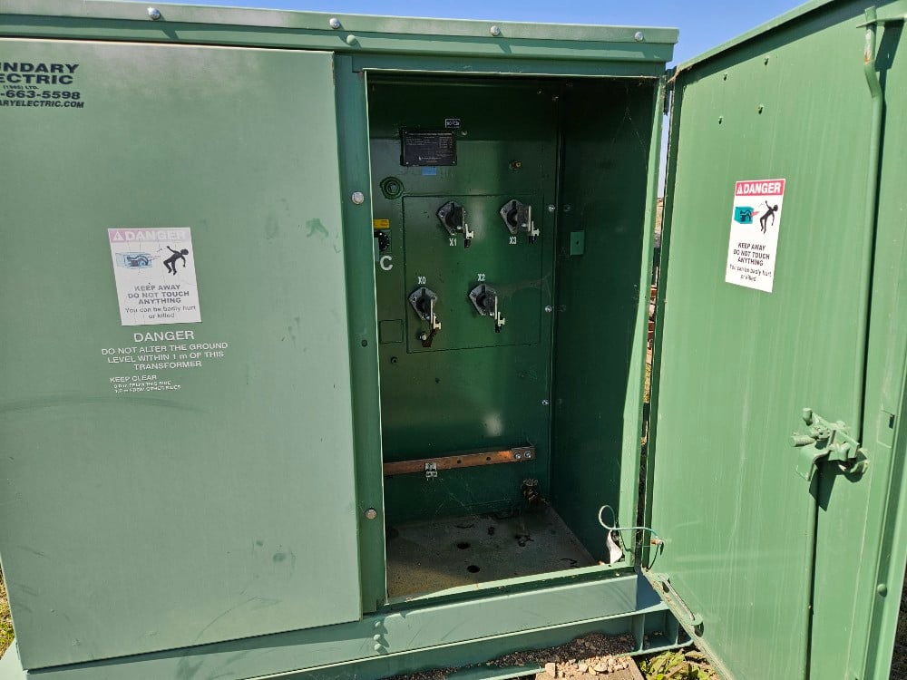 500 KVA 4160 Primary, 480Y/277 Secondary, Boundary Electric Pad Mounted Oil Transformer, 2016 - Image 3