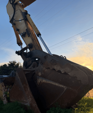 Kobelco #SK210LC-10, excavator, air conditioning - Image 3
