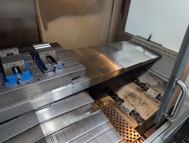 Haas #VF-6SS, CNC vertical machining center, wired with 4th Axis, 64" X, 32" Y, 30" Z, 12000 RPM, 24 side - Image 5