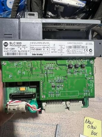 New open box Allen-Bradley 1747-l541 ser c allen bradley slc500 processor unit stk l809cc - Image 2