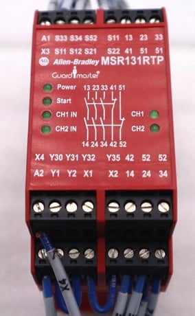 Allen-Bradley bradley msr131rtp 440rc23139 safety relay ser b 24v #l-390 - Image 1