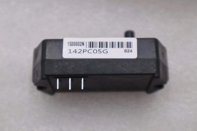 NEW OPEN BOX Honeywell 142PC05G Sensor Pressure Type Caliper STK H1061A - Image 2
