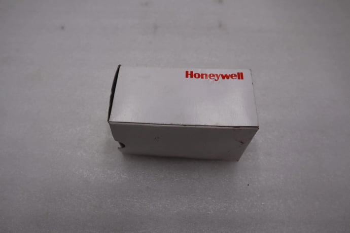 NEW OPEN BOX Honeywell 142PC05G Sensor Pressure Type Caliper STK H1061A - Image 4