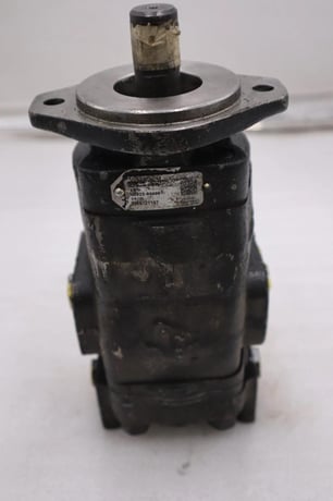 3269121137 Parker Commercial Intertech Gear Pump STOCK H1839 - Image 3