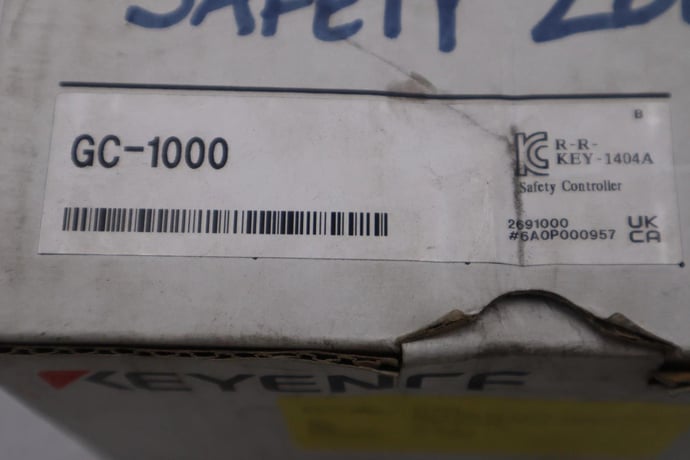 Keyence GC-1000 Industrial Safety Controller Ethernet LCD STOCK 1416CC - Image 2