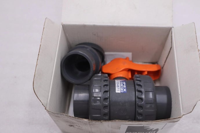NEW OPEN BOX Ipex Vxe-Epdm 1" True Union Ball Valve Vxebv105 353005 STK 5654CC - Image 2