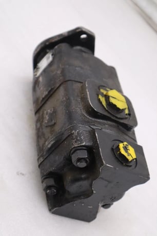 3269121137 Parker Commercial Intertech Gear Pump STOCK H1840 - Image 4