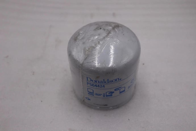 NEW OPEN BOX Donaldson P564424 Hydraulic Filter STOCK H957 - Image 3