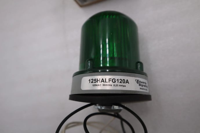 Edwards signaling 125halfg120a 125 class flashing halogen beacon - stk k765cc - Image 2