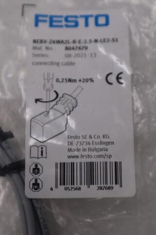NEW Festo NEBV-Z4WA2L-R-E-2.5-N-LE2-S1/ 8047679 Connecting Cable STOCK H1576A - Image 2