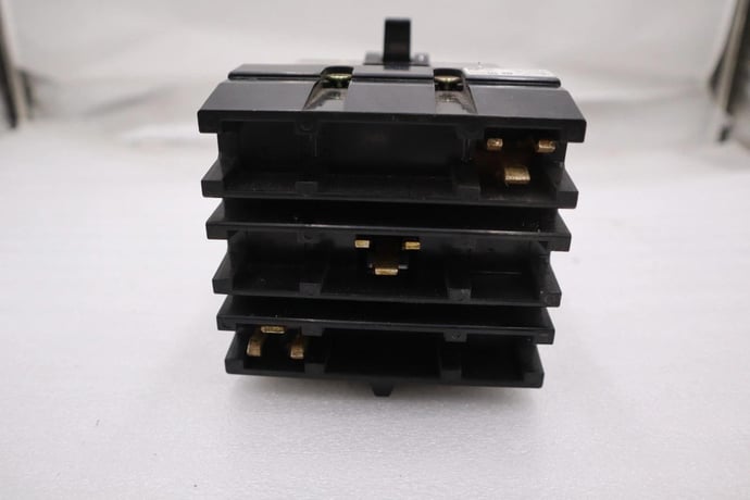 NEW OPEN BOX Square D Circuit Breaker 15A 600VAC - FH36015 STOCK H1238 - Image 5