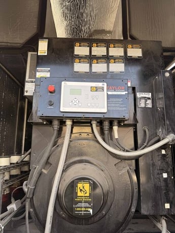 1000 KW Taylor #DS1000M, diesel generator set, 277/480 Volts, 2007 - Image 7