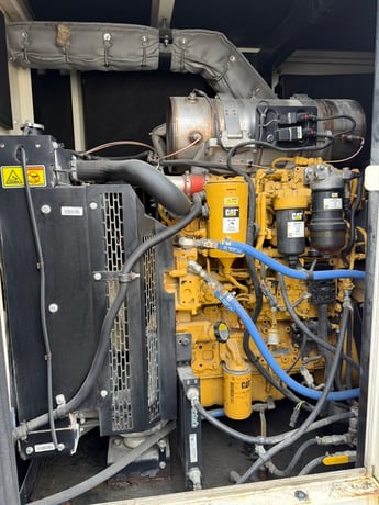 60 KW Caterpillar #APS60, Mobile Diesel Generator, 1800 RPM, 208/90 amps, 208/480 Volts, 6593 hours, 2014 - Image 7