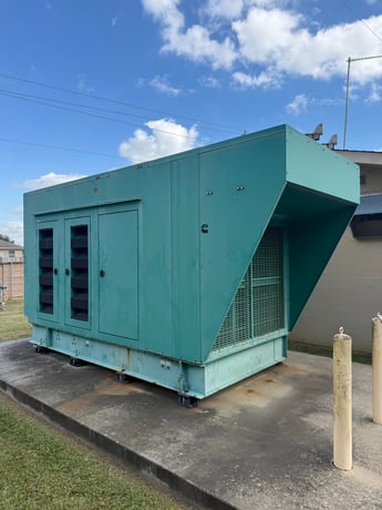 450 KW Cummins #450GFGA, Stationary Natural Gas Generator, 1800 RPM, 675 amps, 277/480 Volts, 205 hours, 2011 - Image 5