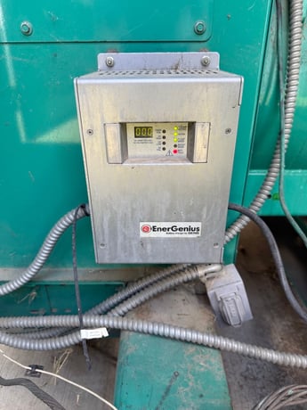 450 KW Cummins #450GFGA, Stationary Natural Gas Generator, 1800 RPM, 675 amps, 277/480 Volts, 205 hours, 2011 - Image 9